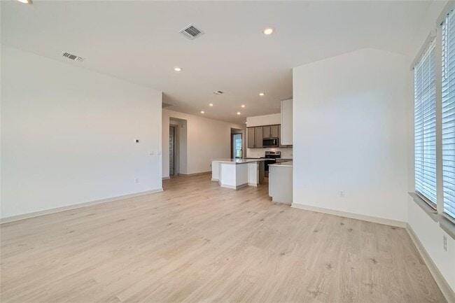 Building Photo - 509 Barton Run Dr