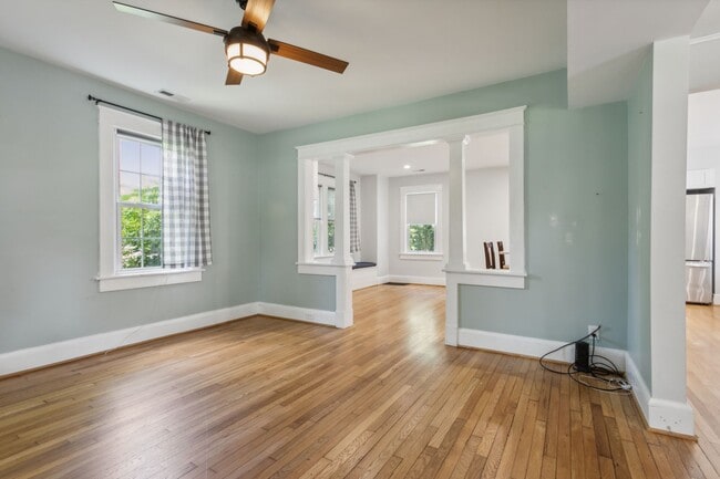 Building Photo - 1734 Hancock Ave