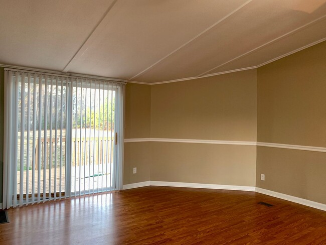 Building Photo - Renovated 3 Bedroom Home In Raleigh, Apply...