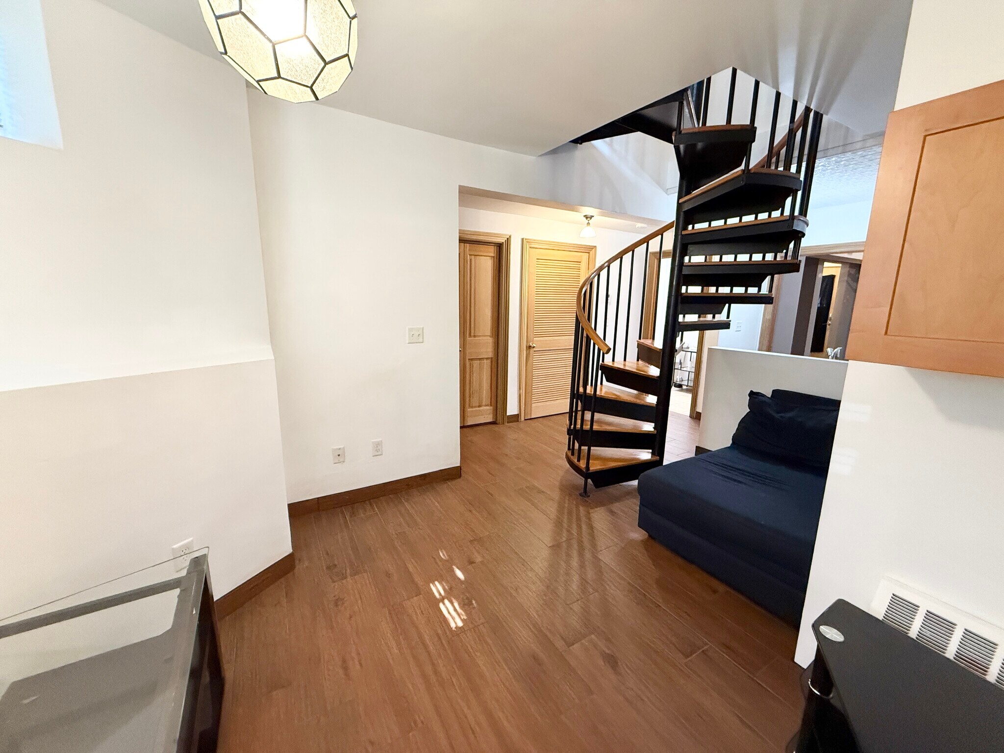 Building Photo - 12 Wigglesworth St