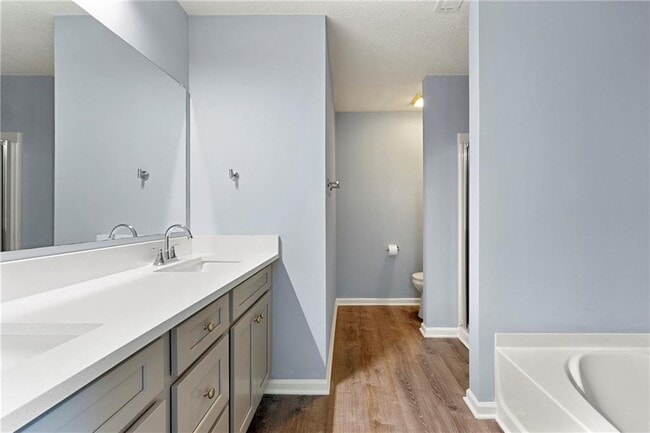 Building Photo - 5654 Lawley Rd