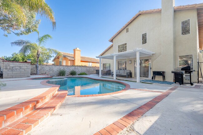 Building Photo - 27813 Firebrand Dr