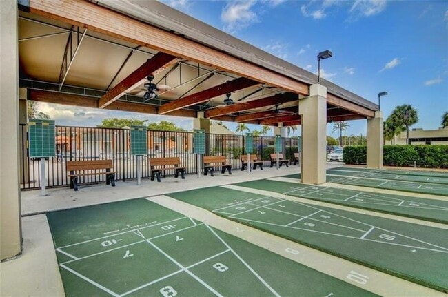 Building Photo - 1601 Abaco Dr
