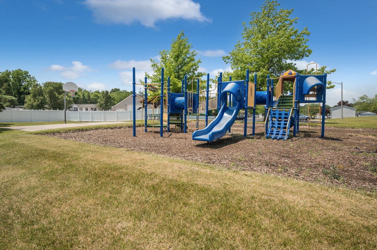 Building Photo - 143 Smokey Hill River Ct