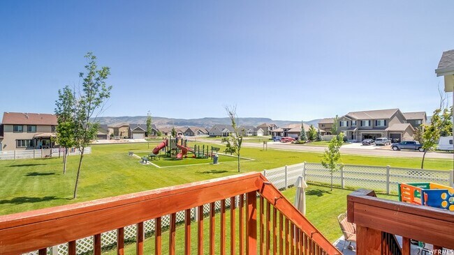 Building Photo - 371 E 2200 S