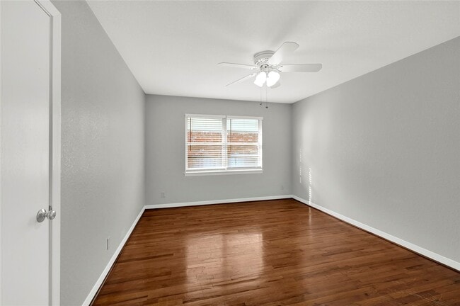 Building Photo - 8603 Freewood St