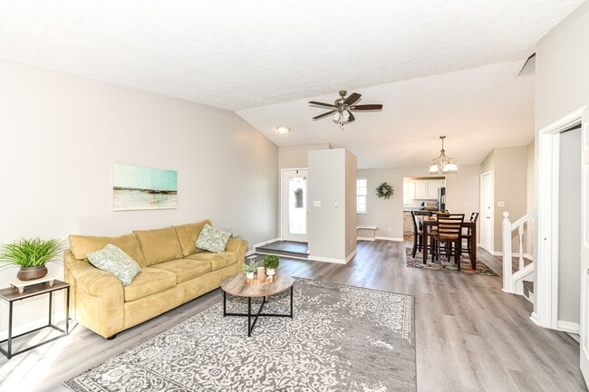 Building Photo - 8506 Friendship Ln