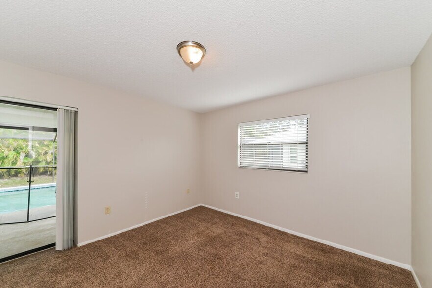 Building Photo - 2479 Wood Oak Dr