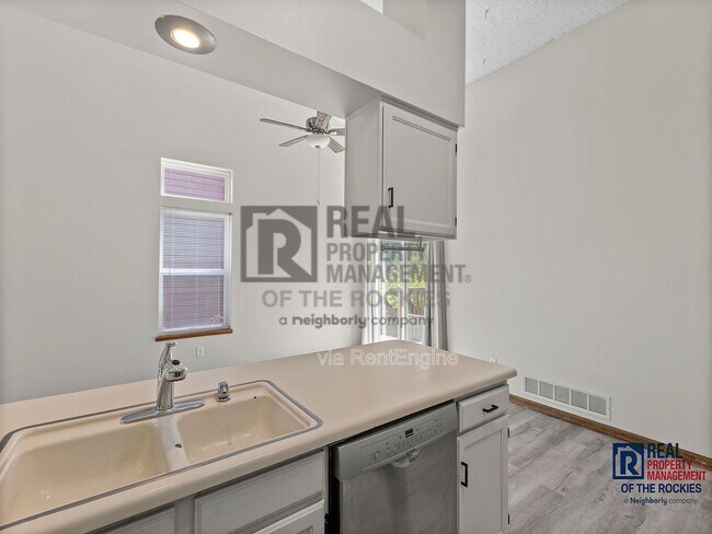 Building Photo - 1013 Kremmling Ln