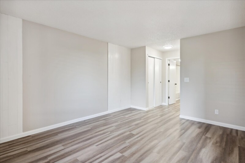 Building Photo - 14780 E Kentucky Dr