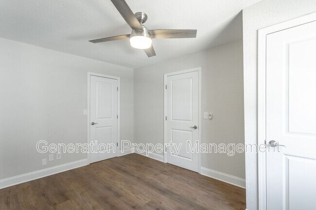 Building Photo - 1902 S Watkins St