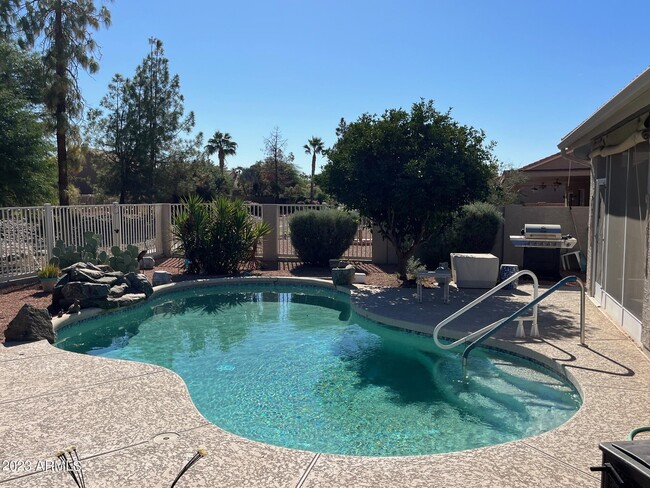 Building Photo - 26247 S Flame Tree Dr