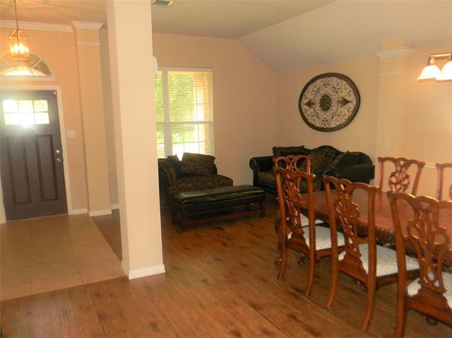 Building Photo - 1716 Kittyhawk Dr