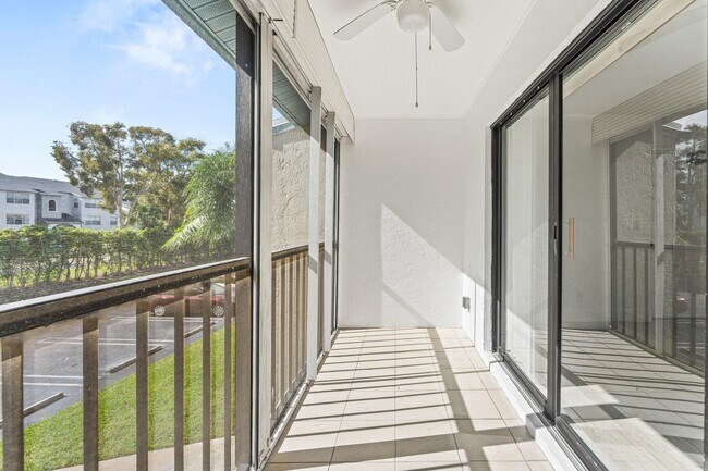 Building Photo - 1117 Green Pine Blvd