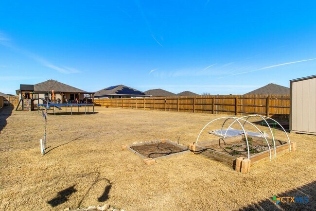 Building Photo - 2522 Merganser Dr