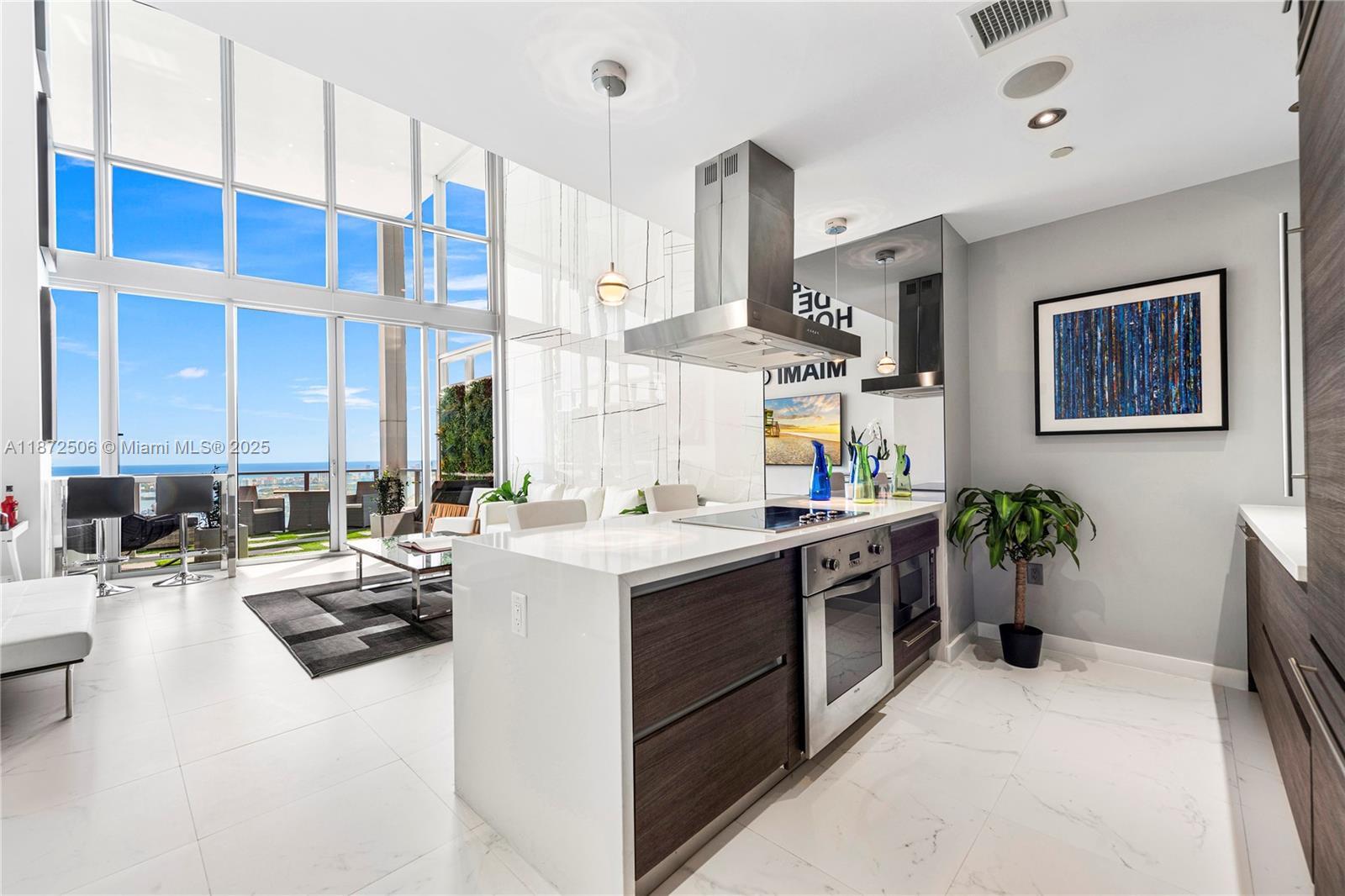 Building Photo - 1100 Biscayne Blvd