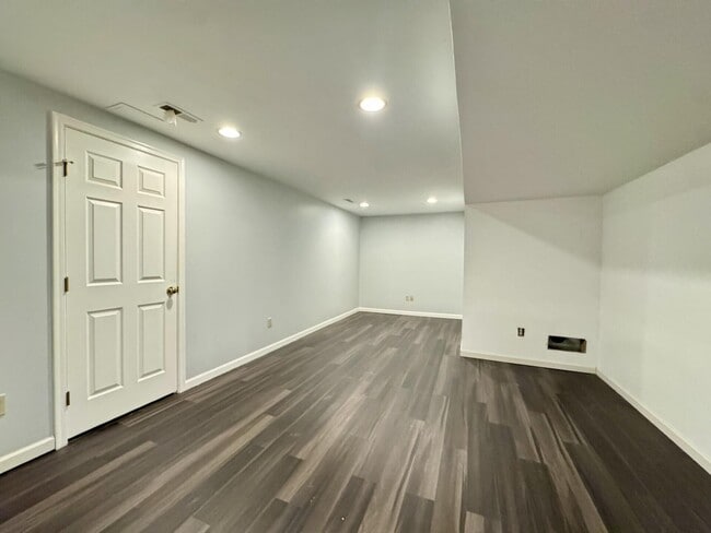 Building Photo - 11328 Sheffield Ln