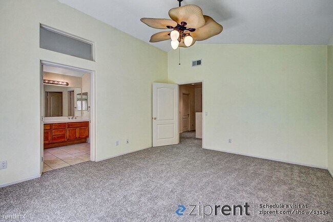 Building Photo - 4 br, 3 bath House - 18701 Caminito Pasade...