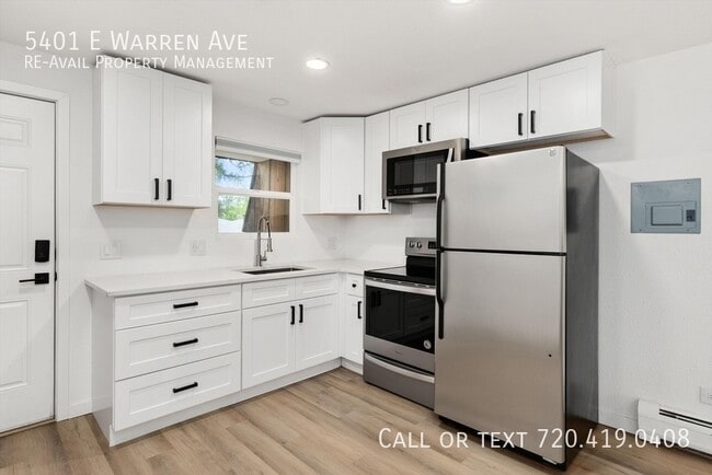 Building Photo - 5401 E Warren Ave