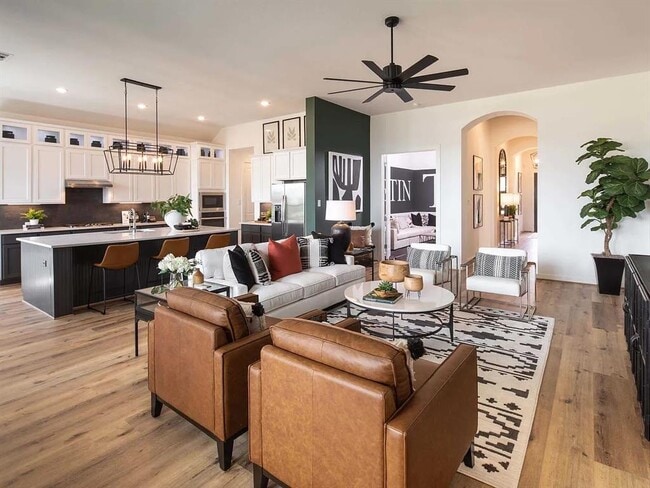 Building Photo - 2516 Carretera Dr