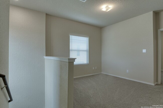 Building Photo - 3931 Somers Crest