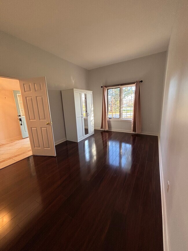 Building Photo - 1440 Salem Rd SW