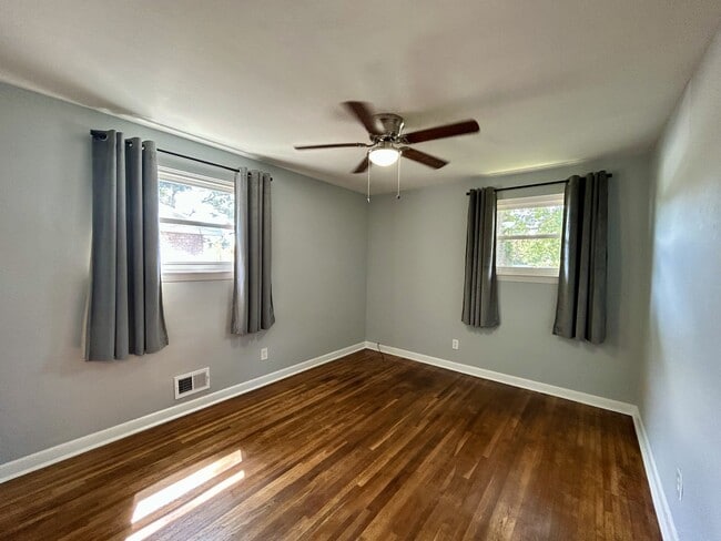 Building Photo - 8120 Halprin Dr