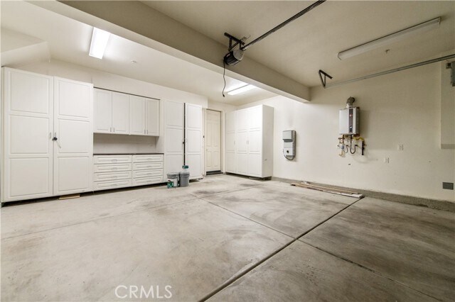 Building Photo - 166 Desert Bloom