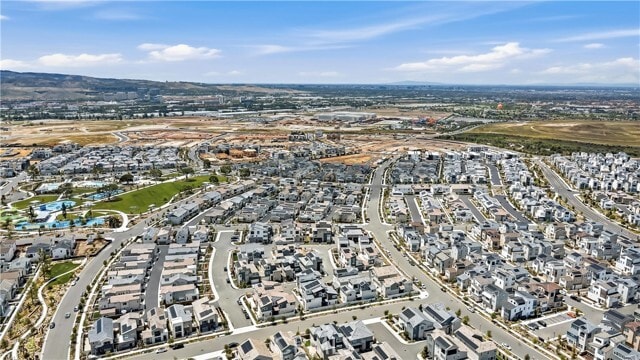 Building Photo - 208 Yerba