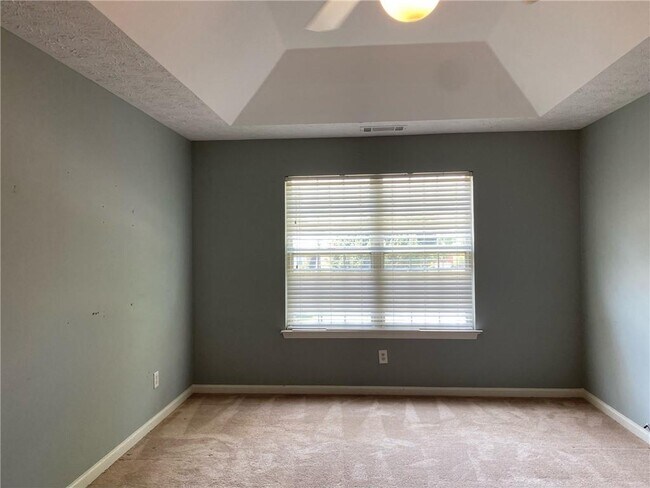 Building Photo - 934 Dominion Walk Dr SW