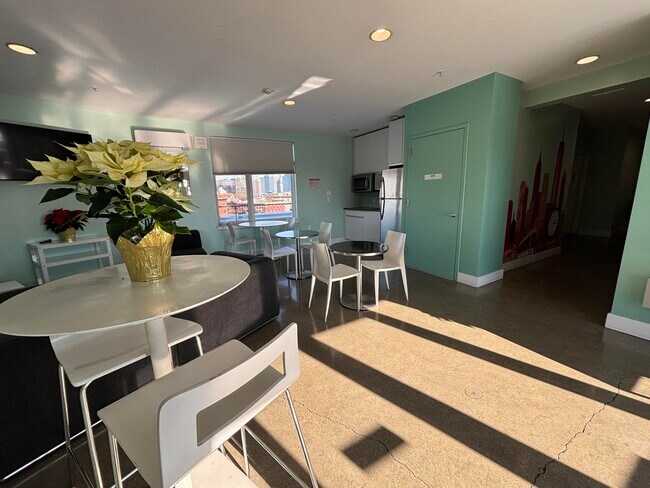 Building Photo - 217 Newark Ave