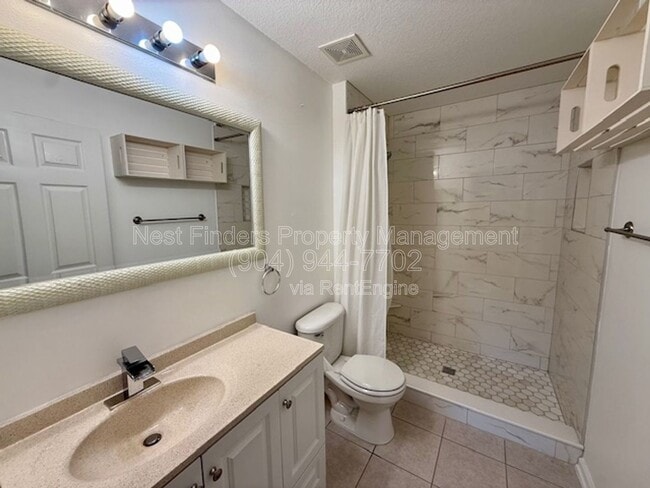 Building Photo - 7067 Deer Lodge Cir