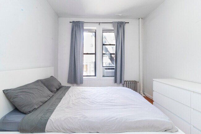 Building Photo - 315-317 East 95th Street-SI ID1032046P