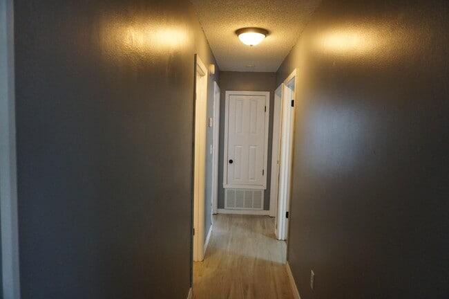 Building Photo - 331 Hudson Dr