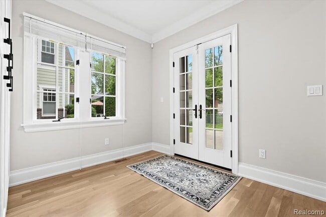 Building Photo - 1897 Norfolk St