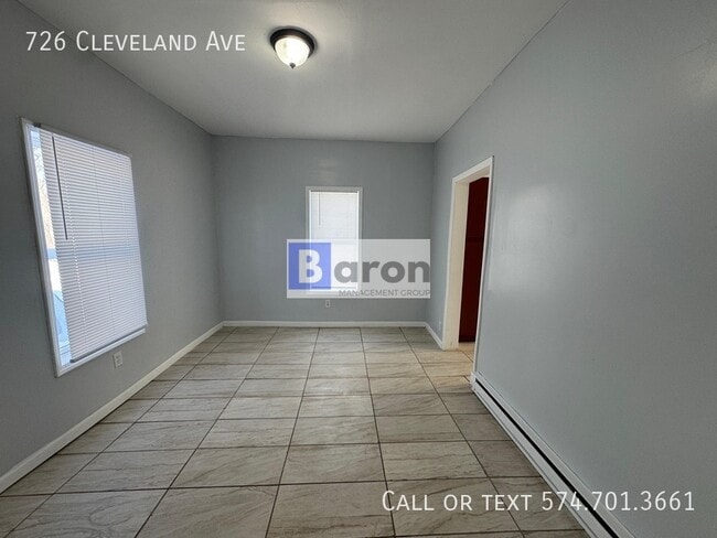Building Photo - 726 N Cleveland Ave