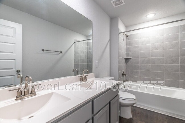 Building Photo - 13151 Bay Pt Wy