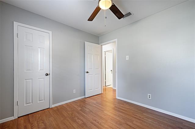 Building Photo - 2304 Meadow Crest