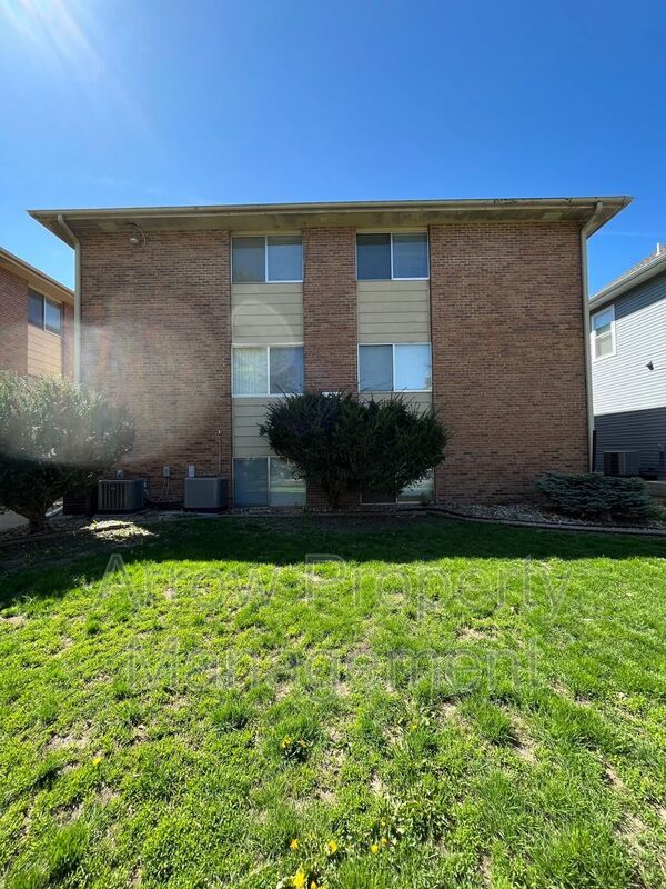 Building Photo - 1111 E Street