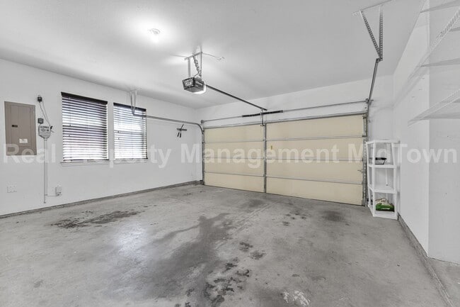 Building Photo - 4106 Horseshoe Ln