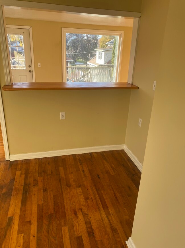 Building Photo - 9 High St