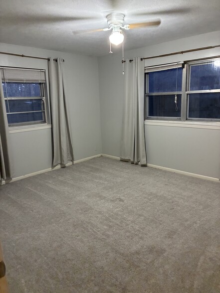 Building Photo - 1301 Kendolph Dr