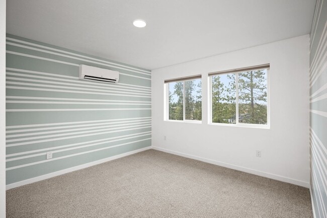 Building Photo - BEAUTIFUL Spacious Modern Grandview Single Level Home!