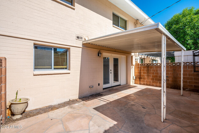 Building Photo - 6063 N Granite Reef Rd