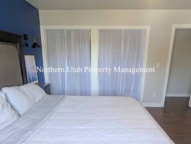 Building Photo - 3 Bed 2 Bath - HVAC