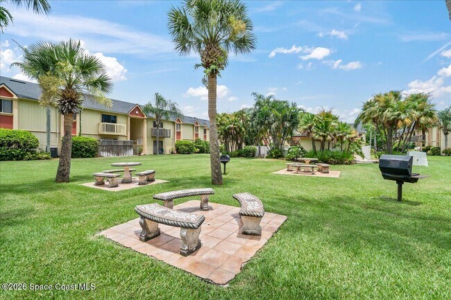 Building Photo - 2190 Forest Knoll Dr NE