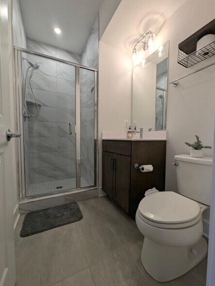 Building Photo - 4953 Purdy Aly