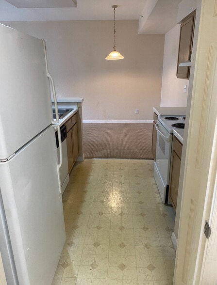 Building Photo - 4670 Saint Croix Ln