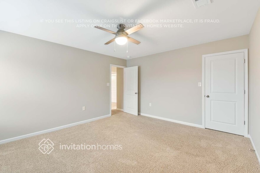 Building Photo - 118 Calderdale Ln