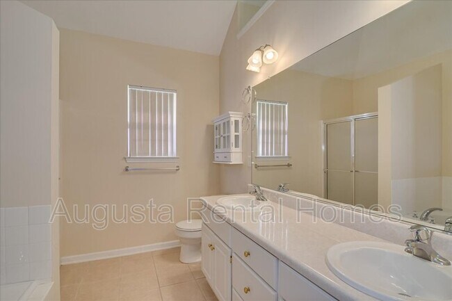 Building Photo - 1904 Long Creek Falls